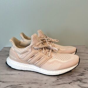 Adidas Ultraboost 5.0 DNA Running Sneakers Women’s 8
